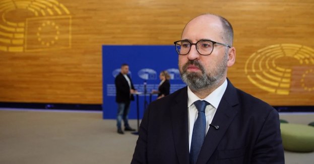Wzmocnienie łańcucha dostaw paliw dla państw NATO na wschodniej flance przez budowę nowych rurociągów – to jedno z najważniejszych dla Polski postanowień szczytu w Ankarze. Jego uczestnicy potwierdzili również swoje zobowiązanie do zbiorowej obrony w ramach artykułu 5, a strona amerykańska przedstawiła koncepcję NATO 3.0. Polscy politycy podkreślają, że było to korzystne spotkanie z punktu widzenia naszych interesów.